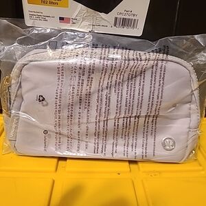 Lululemon Everywhere Belt Bag